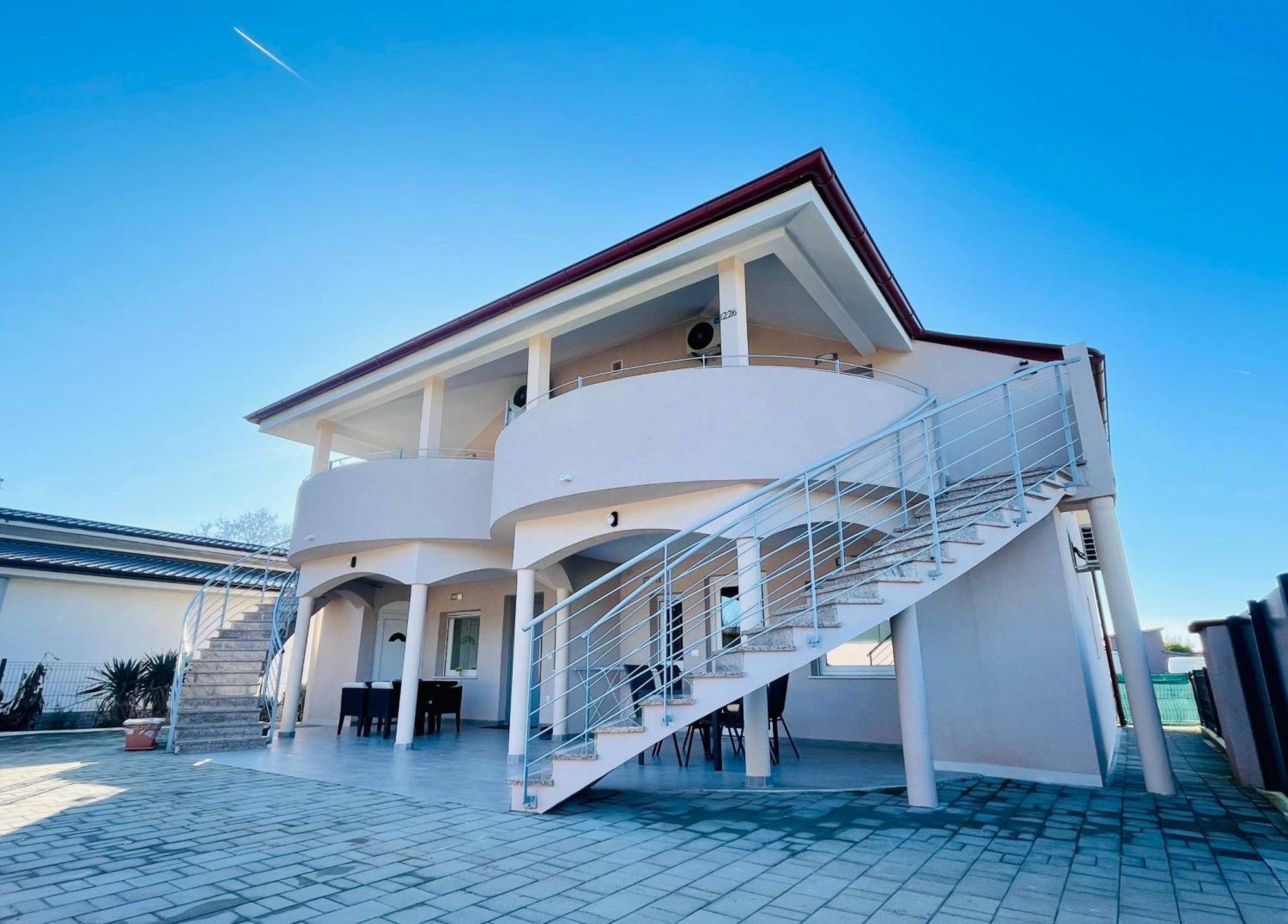 New Apartments Miya - Peroj Beach Exterior photo